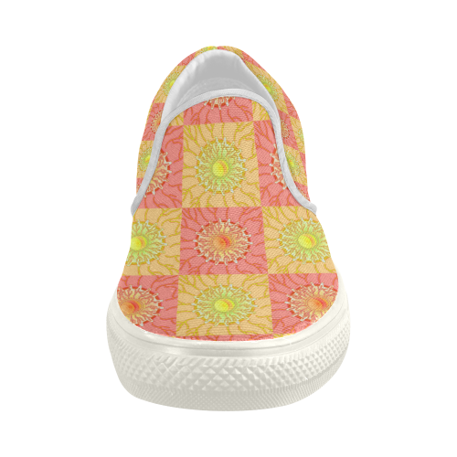 Chequered Sunshine Women's Slip-on Canvas Shoes (Model 019)