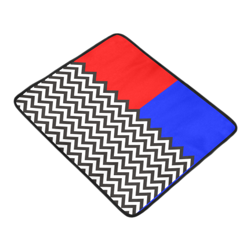 HIPSTER zigzag chevron pattern black & white + blue & red backgr. Beach Mat 78"x 60"