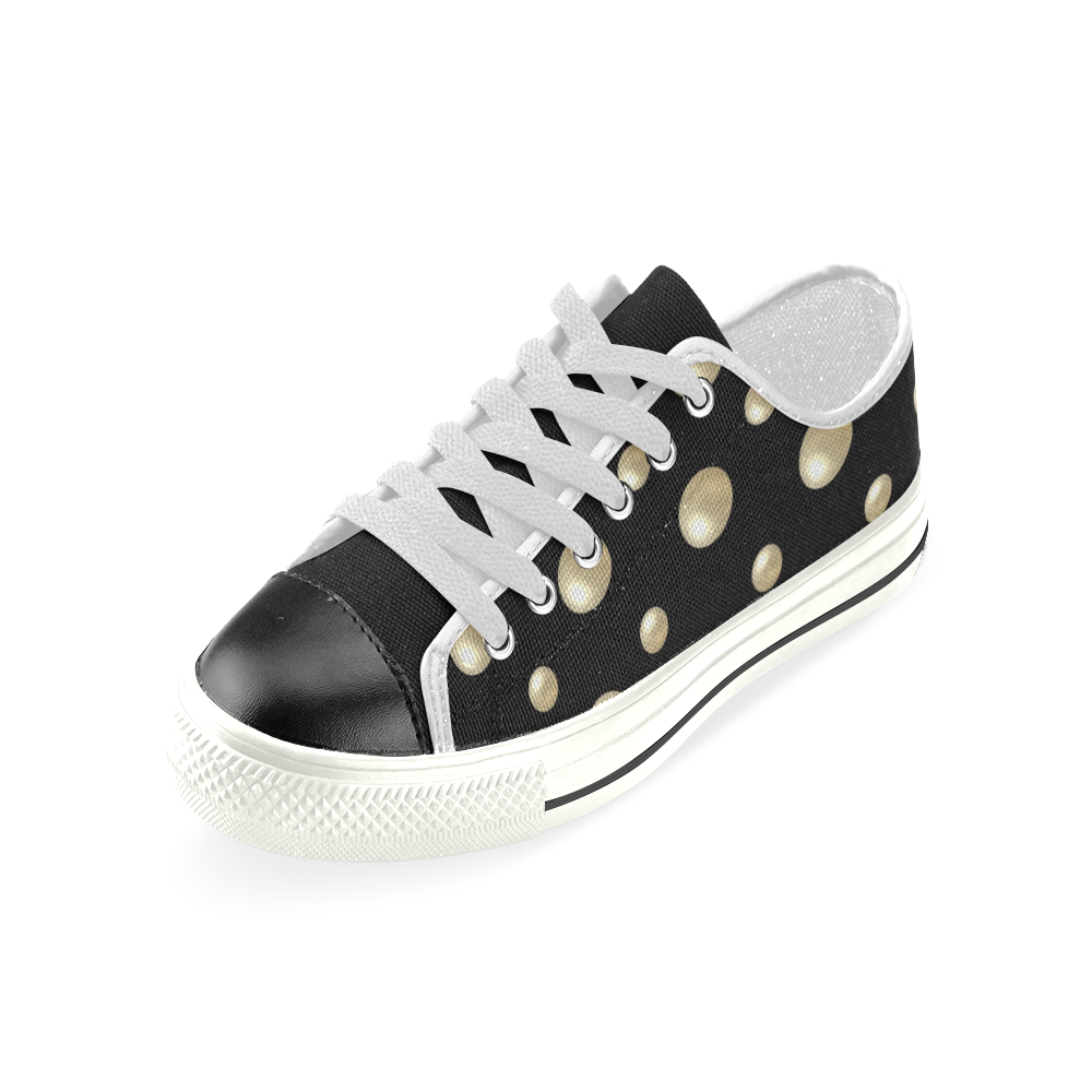 Pearls on a Midnight Black Background Women's Classic Canvas Shoes (Model 018)