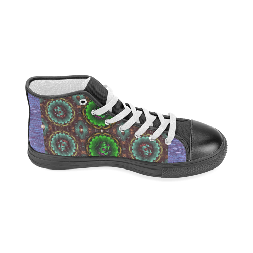 yin yang in art style and golden flowers Men’s Classic High Top Canvas Shoes (Model 017)