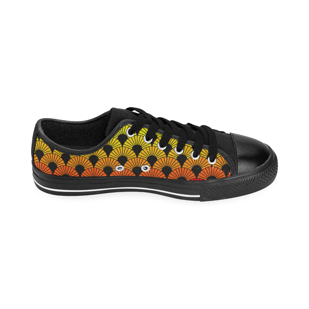 Firey Colors Mandala Sun Fans by ArtformDesigns Men's Classic Canvas Shoes (Model 018)