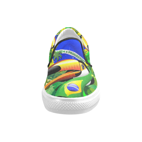 Brazil Flag with Toco Toucan Men's Slip-on Canvas Shoes (Model 019)