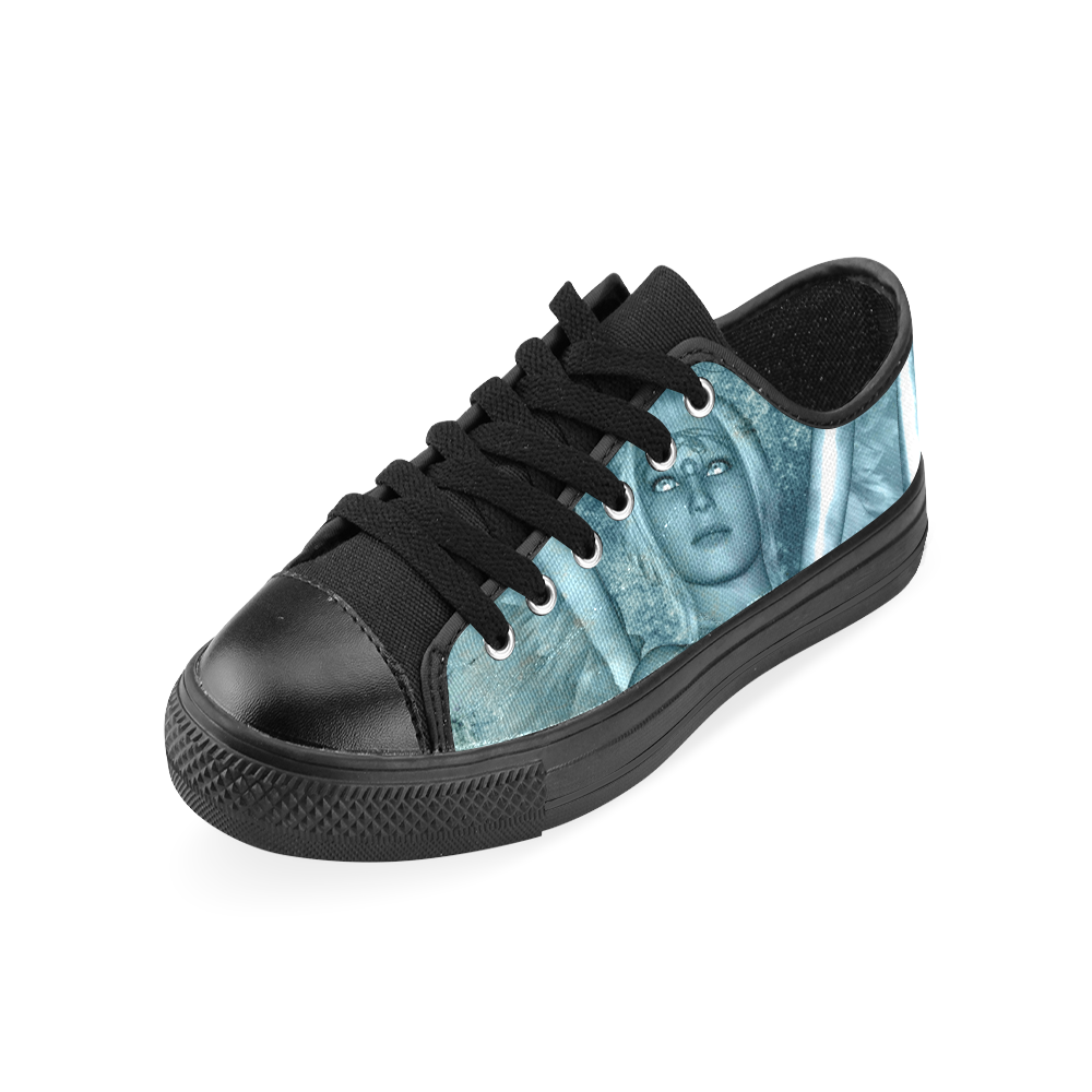 The angel with sword Men's Classic Canvas Shoes/Large Size (Model 018)