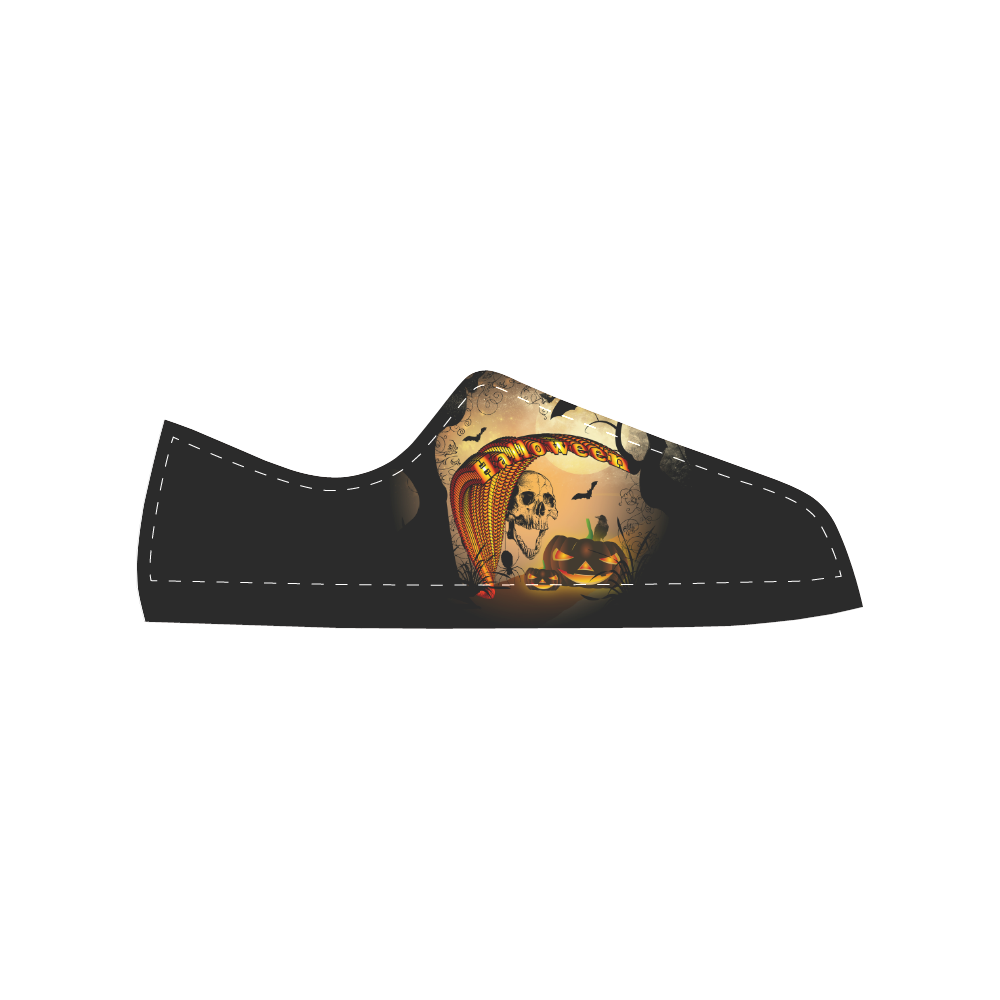 Funny halloween design with skull and pumpkin Men's Classic Canvas Shoes/Large Size (Model 018)