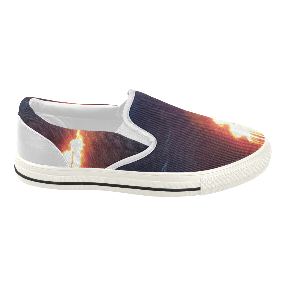 Beach Bonfire Blazing Women's Slip-on Canvas Shoes (Model 019)