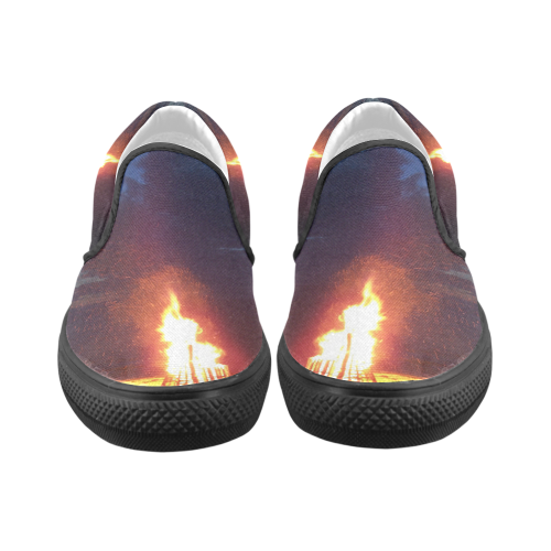 Beach Bonfire Blazing Women's Unusual Slip-on Canvas Shoes (Model 019)
