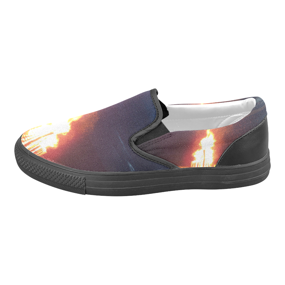 Beach Bonfire Blazing Men's Unusual Slip-on Canvas Shoes (Model 019)