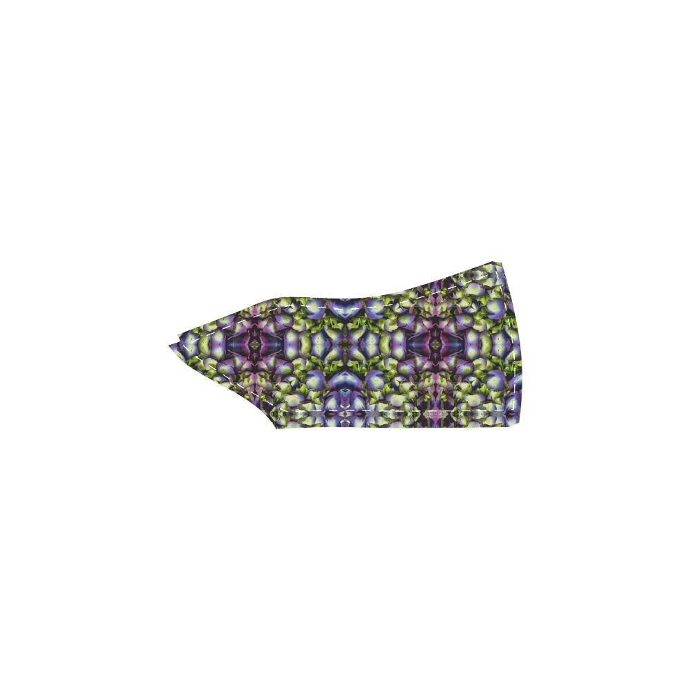 Flowers: Purple, Blue & White Hydrangeas Women's Slip-on Canvas Shoes (Model 019)