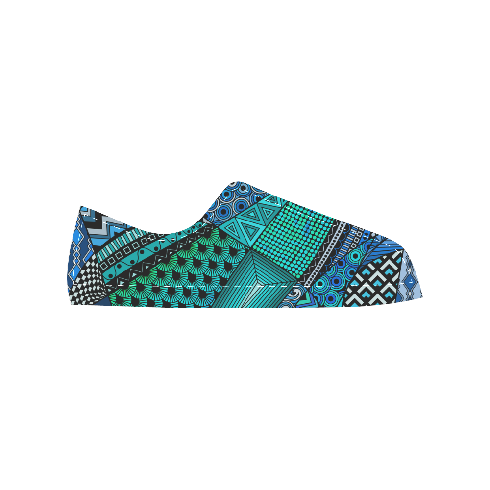 Blue Green Tangles by ArtformDesigns Men's Classic Canvas Shoes (Model 018)