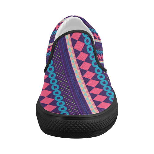 Purple and Pink Retro Geometric Pattern Women's Slip-on Canvas Shoes (Model 019)