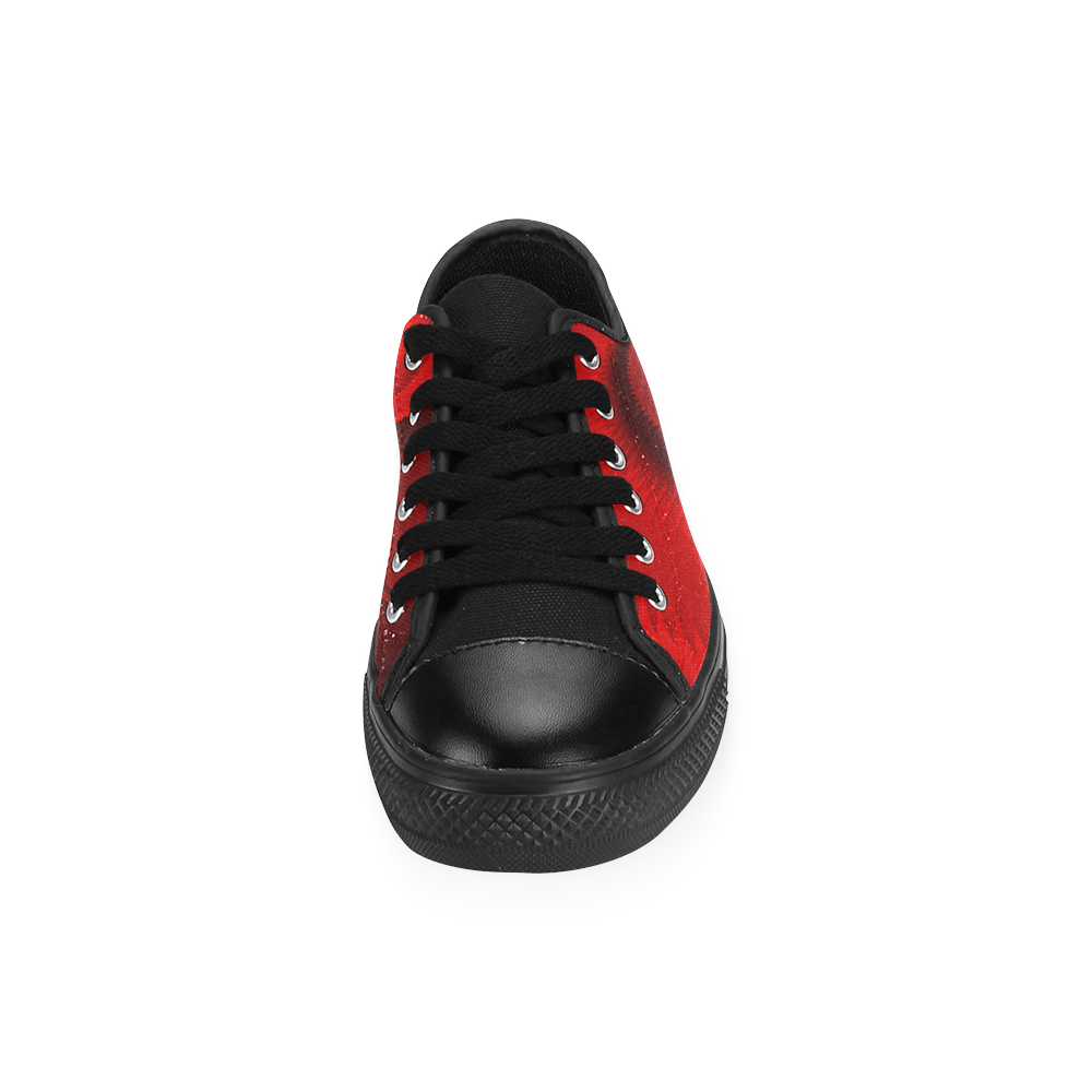 Red Rose Dragon Scales Spiral Men's Classic Canvas Shoes (Model 018)