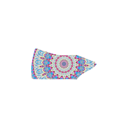 Fractal Kaleidoscope Mandala Flower Abstract 17 Men's Slip-on Canvas Shoes (Model 019)