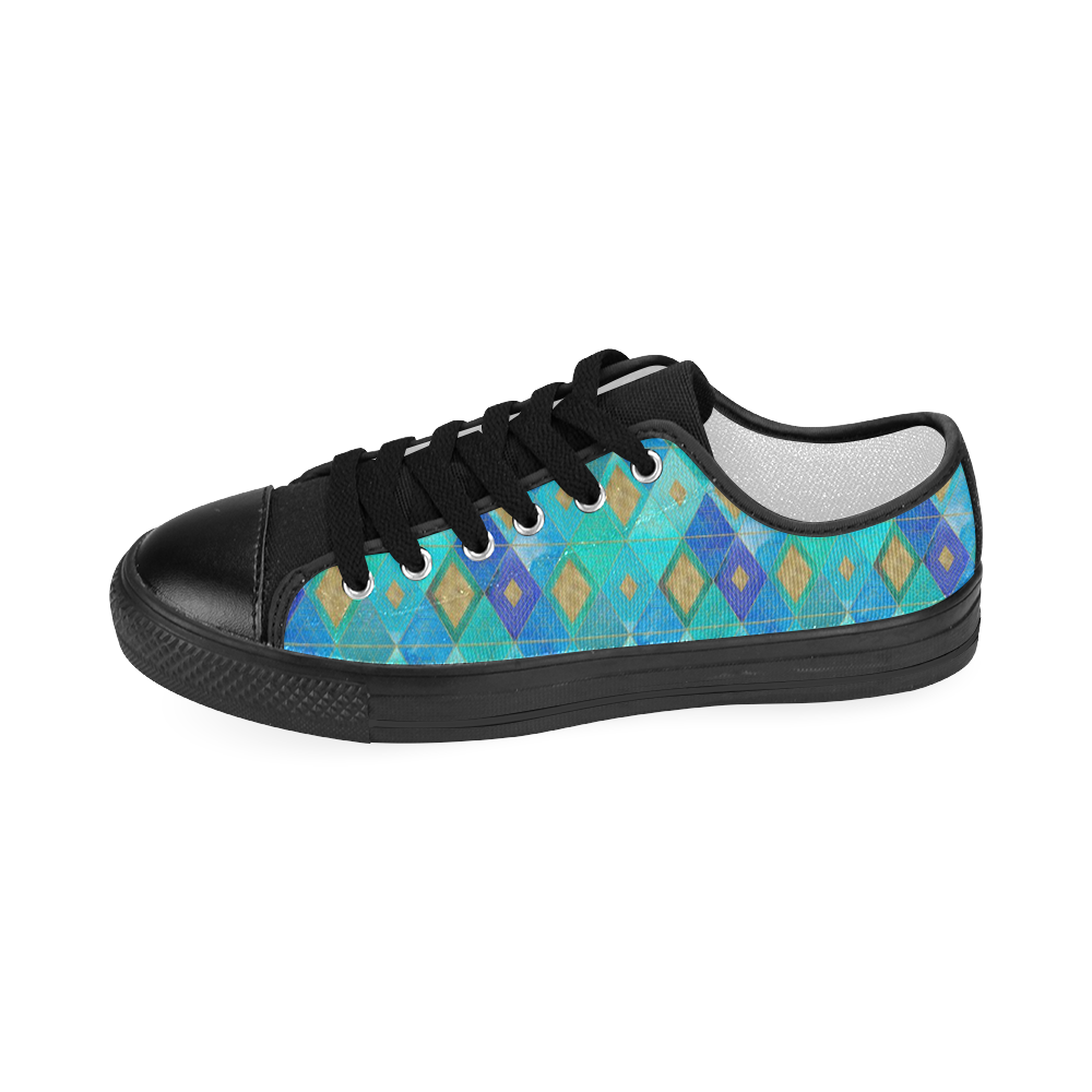 Under water Women's Classic Canvas Shoes (Model 018)