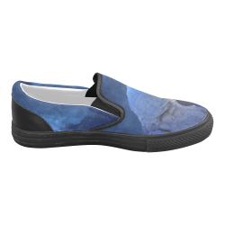 Hyacinth Macaw Men's Slip-on Canvas Shoes (Model 019)