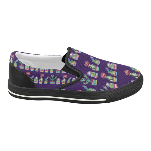 Cute Cactus Blossom Women's Slip-on Canvas Shoes (Model 019)
