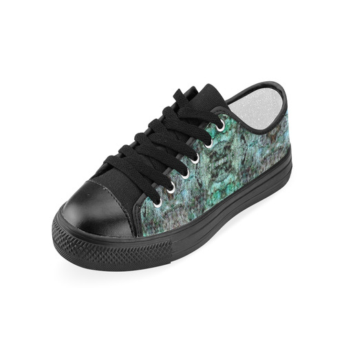 Green Black Gothic Pattern Women's Classic Canvas Shoes (Model 018)