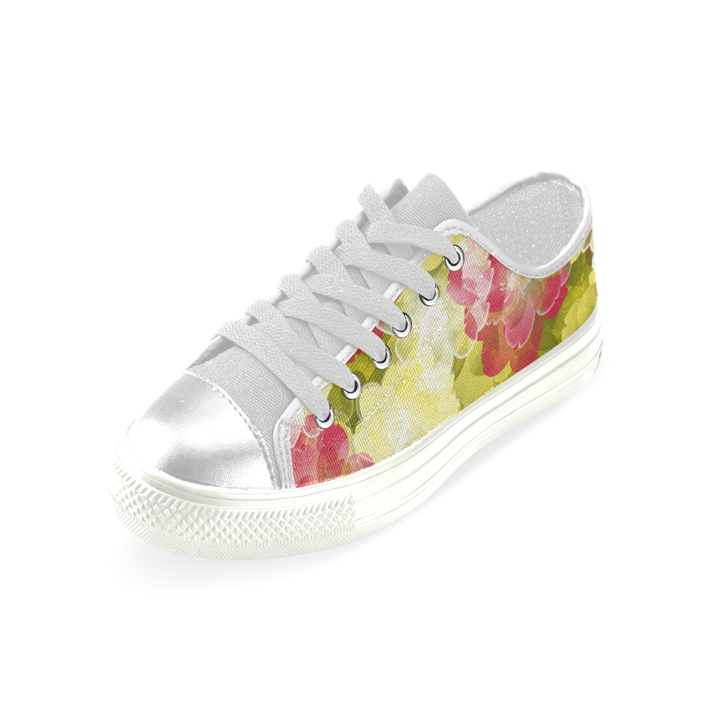 Flower Power Blossom Women's Classic Canvas Shoes (Model 018)