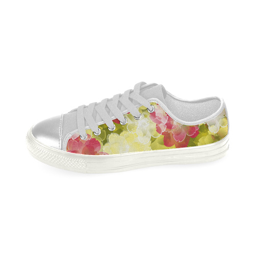 Flower Power Blossom Women's Classic Canvas Shoes (Model 018)