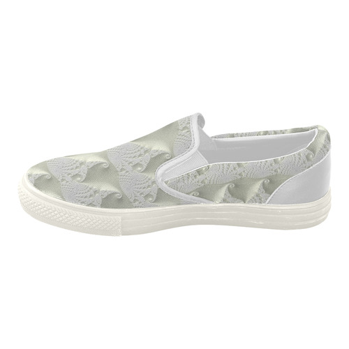 White Lace Fine Fractal Art Women's Slip-on Canvas Shoes (Model 019)