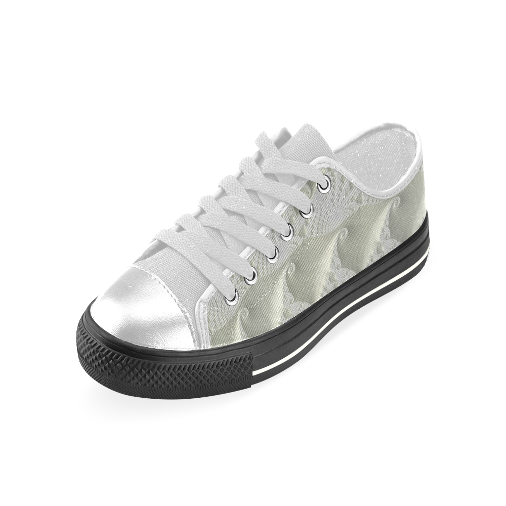 White Lace Fine Fractal Art Women's Classic Canvas Shoes (Model 018)