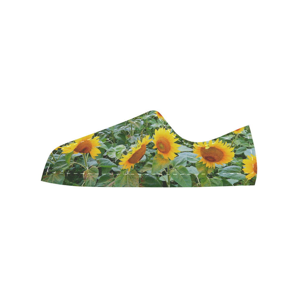 Sunflower Field Women's Classic Canvas Shoes (Model 018)