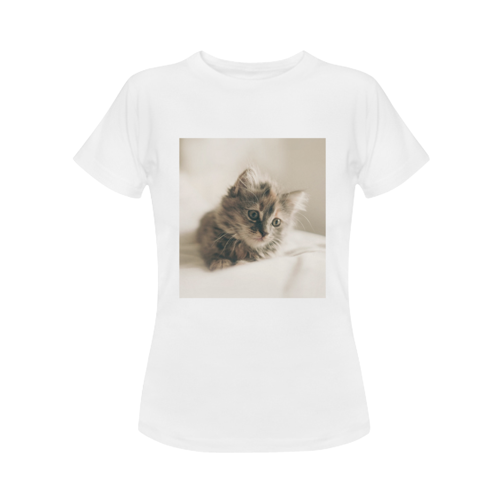 Lovely Sweet Little Cat Kitten Kitty Pet Women's Classic T-Shirt (Model T17）