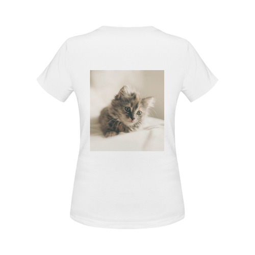 Lovely Sweet Little Cat Kitten Kitty Pet Women's Classic T-Shirt (Model T17）