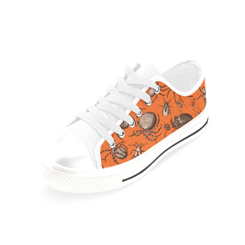 beetles spiders creepy crawlers bugs halloween Men's Classic Canvas Shoes/Large Size (Model 018)