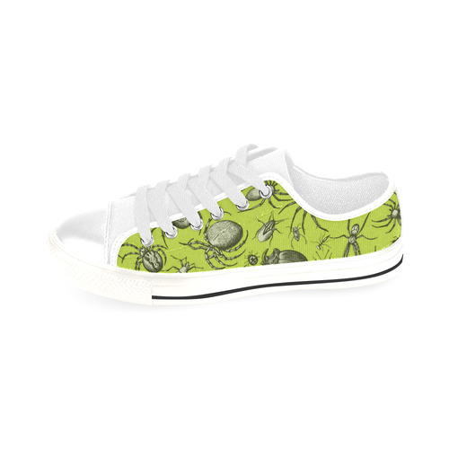 bugs spiders creepy crawlers halloween green Men's Classic Canvas Shoes/Large Size (Model 018)