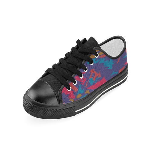 Chaos in retro colors Women's Classic Canvas Shoes (Model 018)