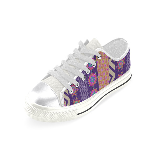 Colorful Winter Pattern Canvas Women's Shoes/Large Size (Model 018)