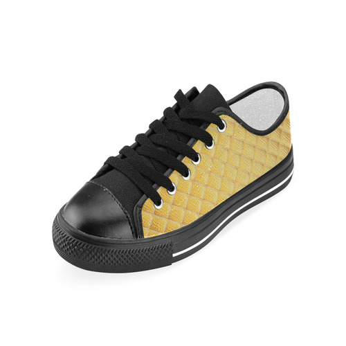 Gleaming Golden Plate Men's Classic Canvas Shoes (Model 018)