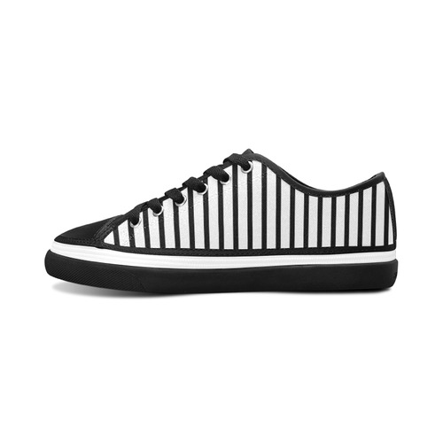 Narrow Black Flat Stripes Pattern Women's Canvas Zipper Shoes/Large Size (Model 001)