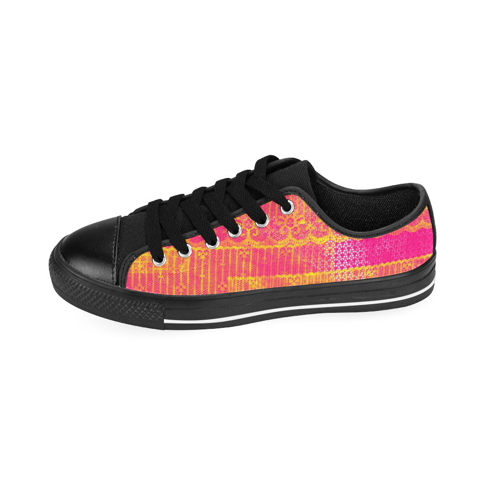 Yellow and Magenta Lace Texture Men's Classic Canvas Shoes/Large Size (Model 018)