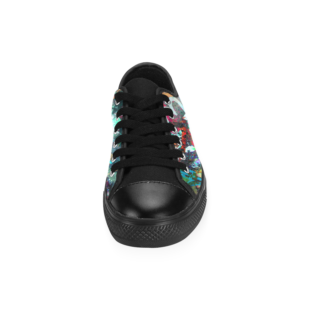 Graffiti Wall and Paint Splatter Men's Classic Canvas Shoes/Large Size (Model 018)