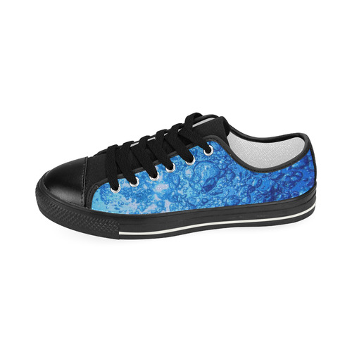 under water 2 Women's Classic Canvas Shoes (Model 018)