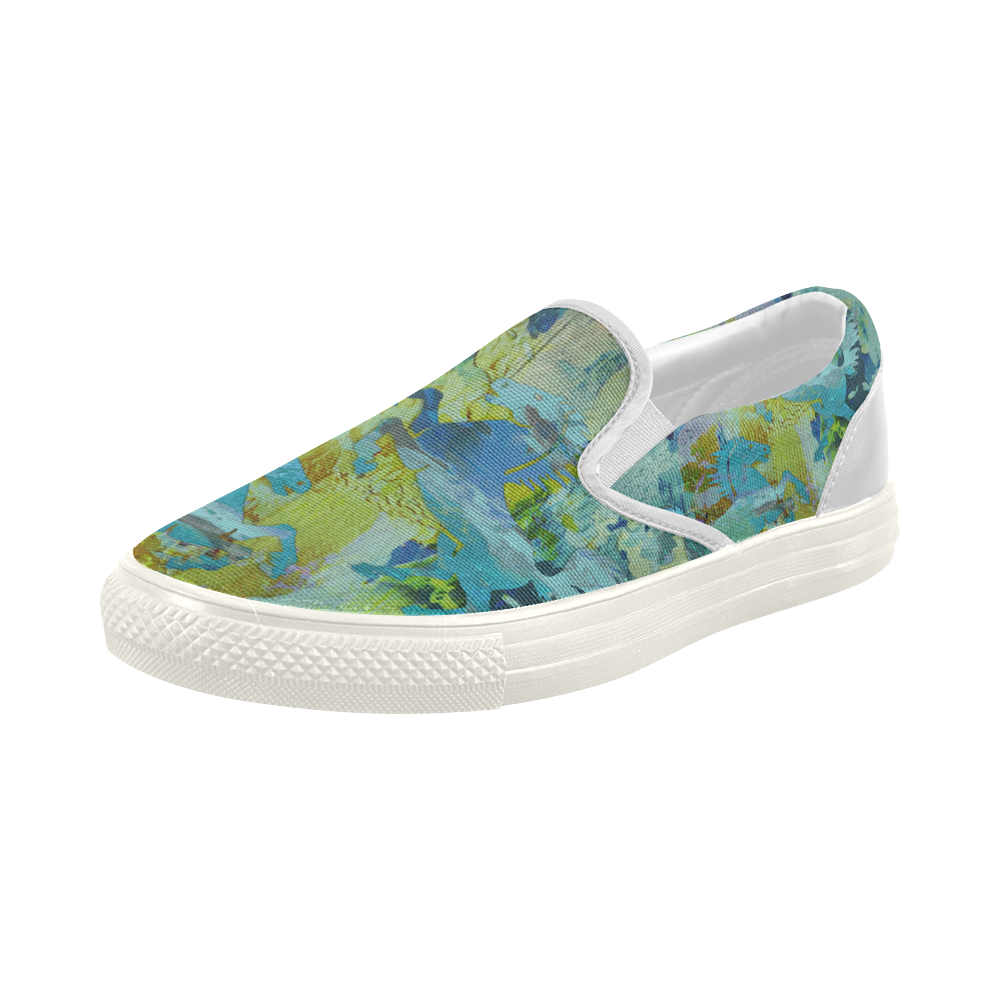 Rearing Horses grunge style painting Women's Slip-on Canvas Shoes (Model 019)