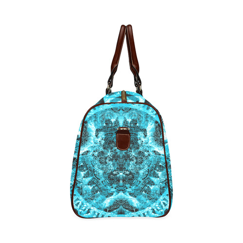 dentelle 2- 10 Waterproof Travel Bag/Large (Model 1639)