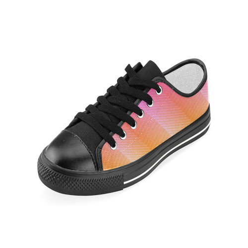 Fancy Pink Zigzag Design Women's Classic Canvas Shoes (Model 018)