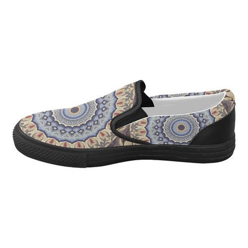 Soft and Warm Mandala Women's Slip-on Canvas Shoes (Model 019)