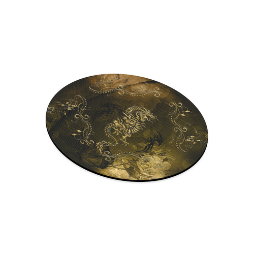 Wonderful chinese dragon in gold Round Mousepad