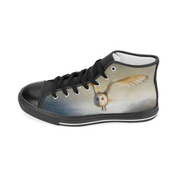 An barn owl flies over the lake Men’s Classic High Top Canvas Shoes (Model 017)