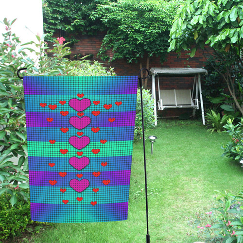 hearts and rainbows Garden Flag 12‘’x18‘’（Without Flagpole）