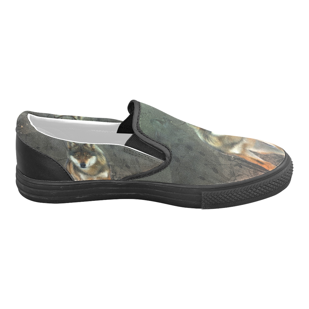 Amazing wolf in the night Slip-on Canvas Shoes for Men/Large Size (Model 019)