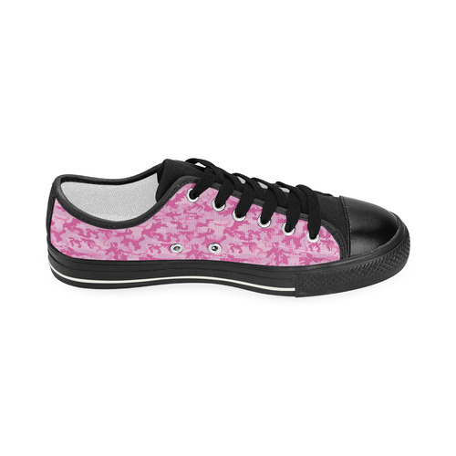 Shocking Pink Camouflage Pattern Women's Classic Canvas Shoes (Model 018)
