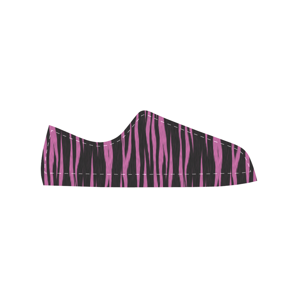 A Trendy Black Pink Big Cat Fur Texture Canvas Women's Shoes/Large Size (Model 018)