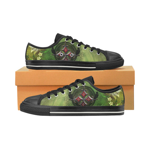Wonderful gothic design with skull Men's Classic Canvas Shoes (Model 018)