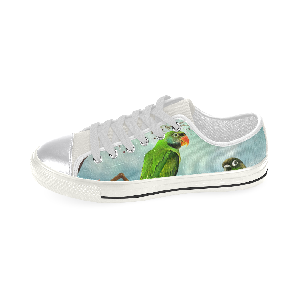 Funny cute parrots Women's Classic Canvas Shoes (Model 018)