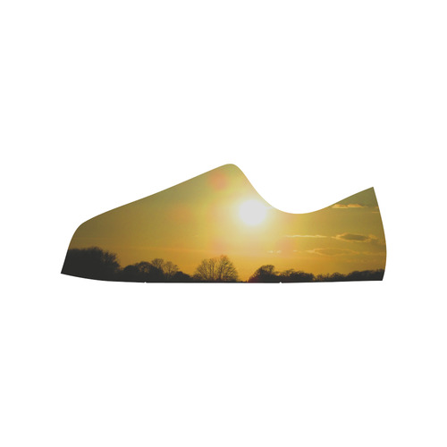 Golden sunset Low Top Canvas Shoes for Kid (Model 018)