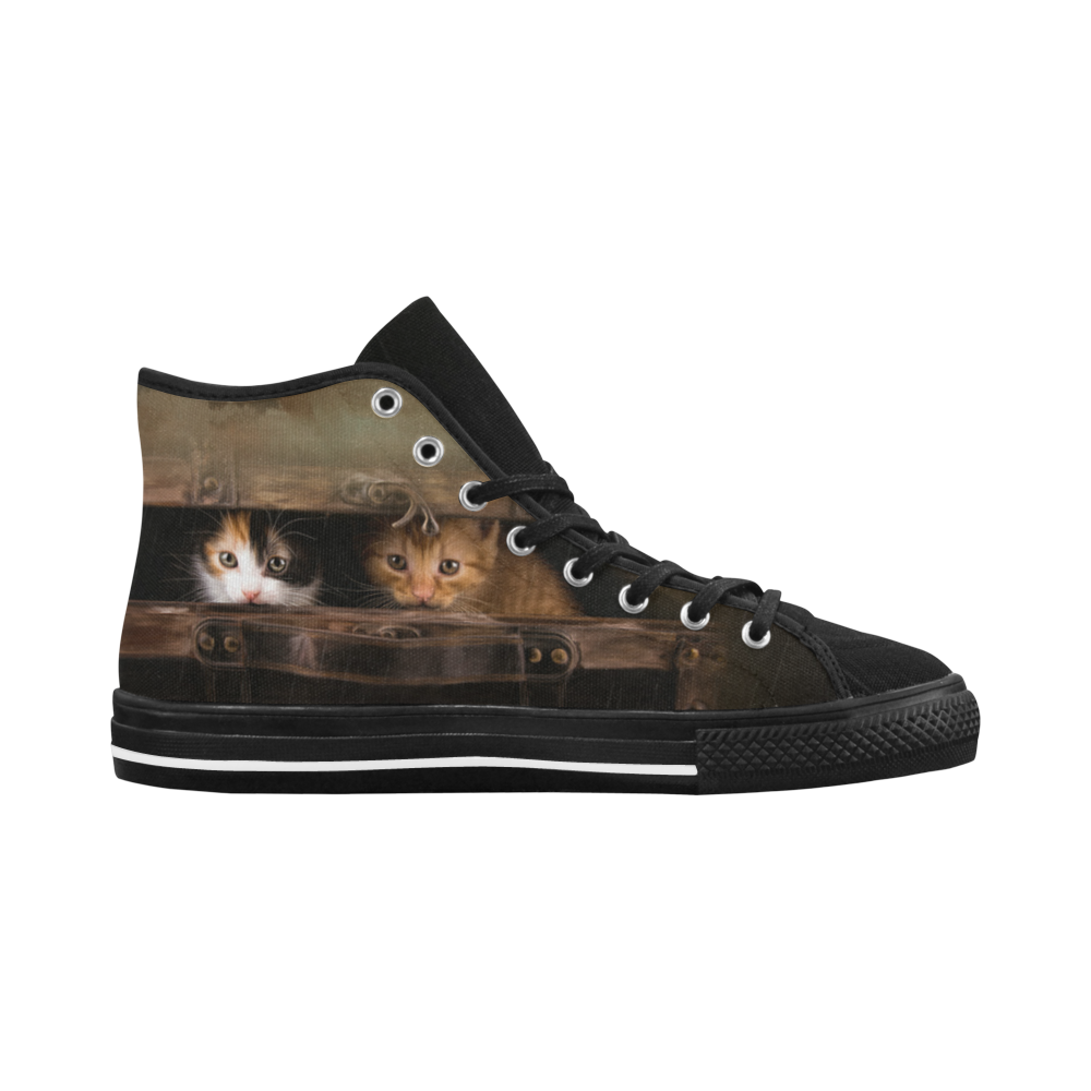 Little cute kitten in an old wooden case Vancouver H Women's Canvas Shoes (1013-1)